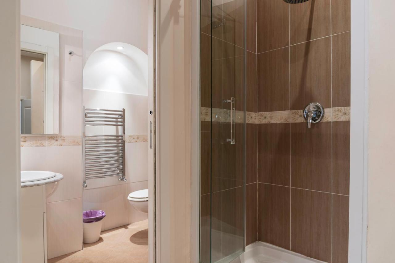 Tiberina Apartments - Rome Trastevere Extérieur photo